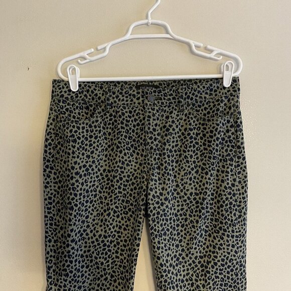 Talbots Women Petite Sz 10P Navy Blue/Green Animal Print Signature Casual Pants - Picture 3 of 9